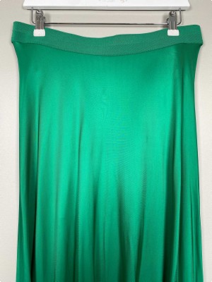 By Malene Birger str. L <br/> lang grøn nederdel