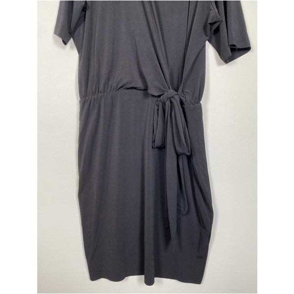By Malene Birger str. 40 <br/> sort kjole med slå-om effekt - Image 4