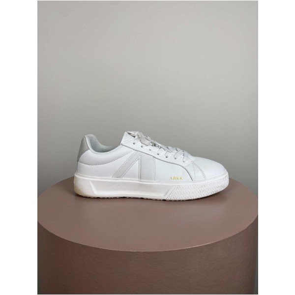 Arkk Str. 42 <br/> Sneakers, hvid.