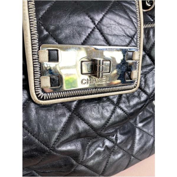 Chanel Mademoiselle East and West tote quilted leather - Image 5