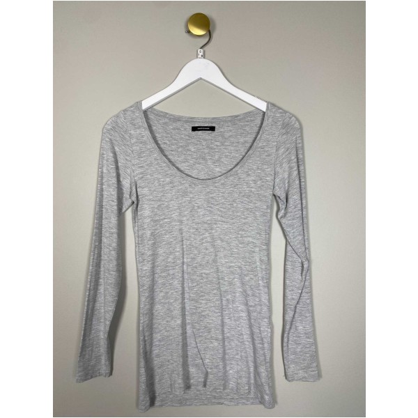 Samsøe & Samsøe str. S/M <br/> tynd grå bluse