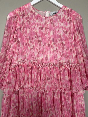 Ganni str. 38 <br/> pink mønstret kjole