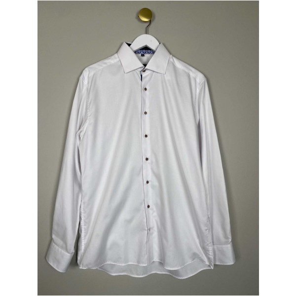 Eterna str. 42 <br/> hvid skjorte, modern fit