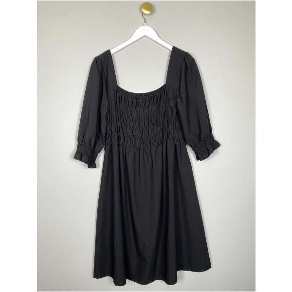 Neo Noir str. 44 <br/> sort kjole med smock ved bryst - Image 3