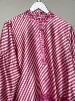 Pigalle str. M/L <br/> pink stribet bluse