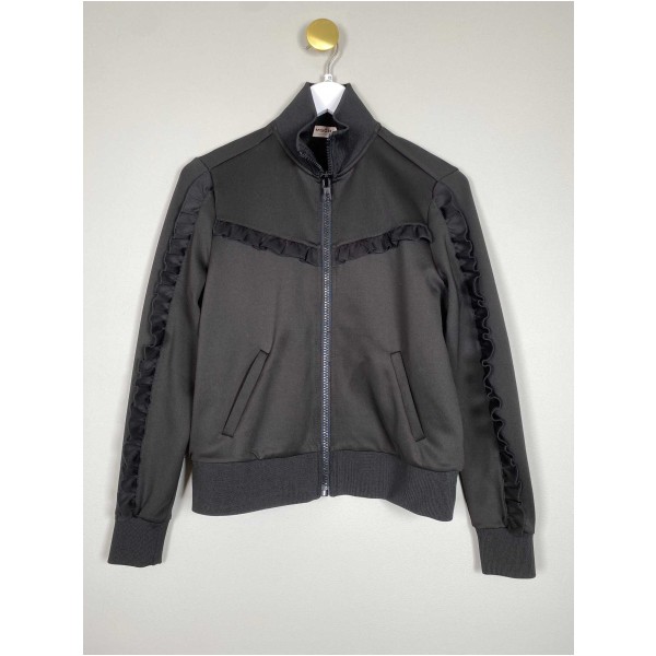 MSCH str. XS <br/> sort lynlåsbluse med flæser