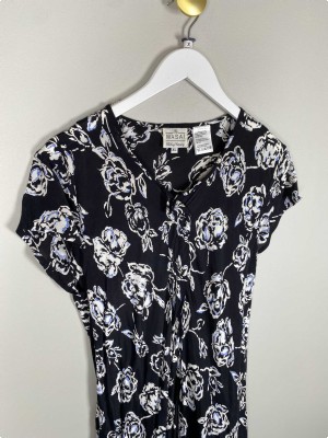 Masai str. XL <br/> blomstret kjole