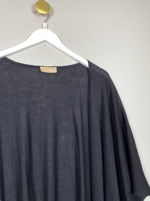 Christina Wedel str. L/XL <br/> lang sort cardigan