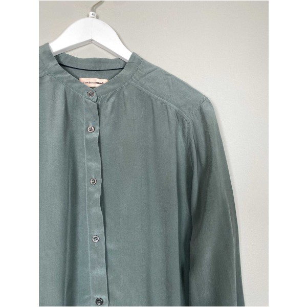 Custommade str. 40 <br/> grøn silkeskjorte - Image 2