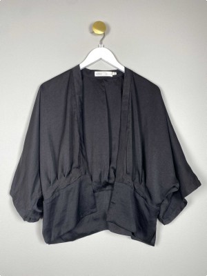 InWear str. S/M <br/> lille sort jakke