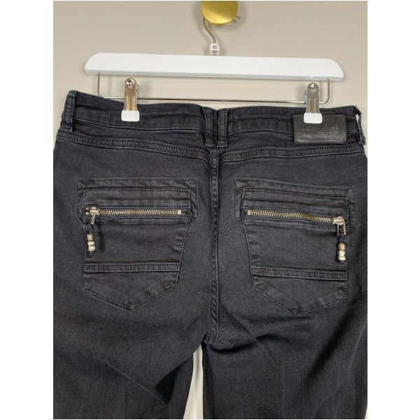 Mos Mosh str. 29 <br/> sorte jeans med nitter - Billede 4