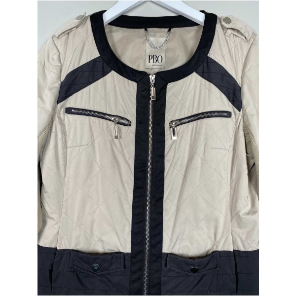 PBO str. 40 <br/> beige og sort jakke - Image 2