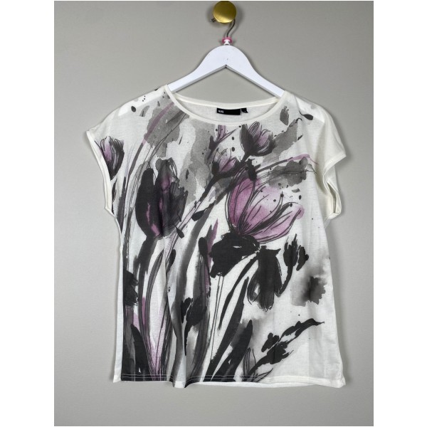 We str. M <br/> hvid t-shirt med print