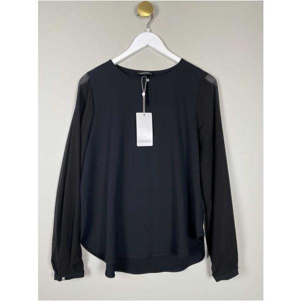 Godske str. 38 <br/> sort bluse