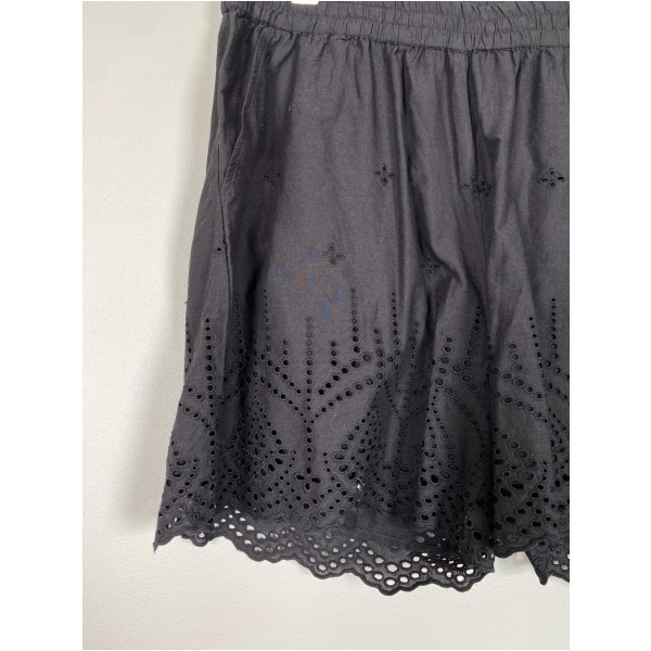 Free/Quent str. XL <br/> sorte shorts med hulmønster - Image 2