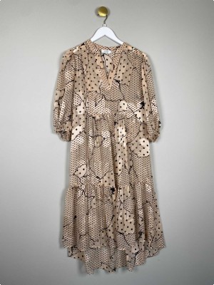 Love & Divine str. S <br/> lang kjole i sort og beige