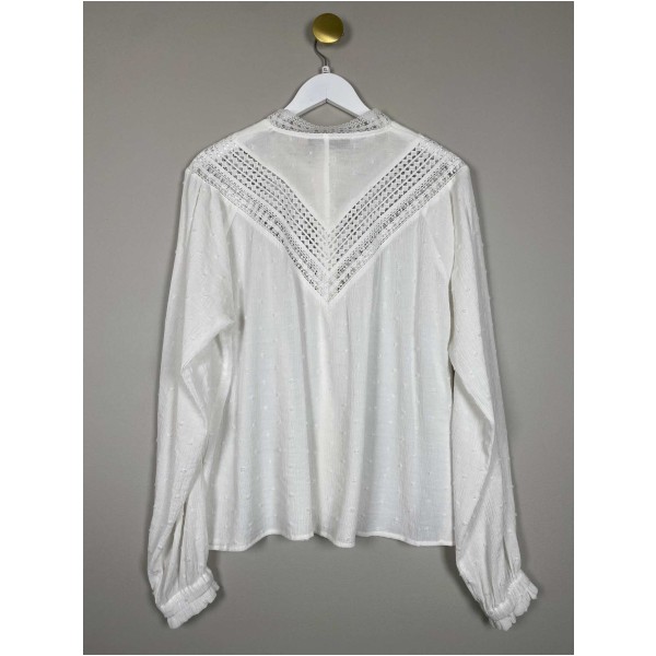 Rue de Femme str. XL <br/> hvid skjorte med blondedetaljer - Image 3