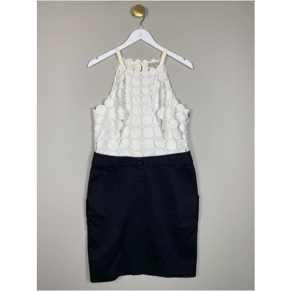 Karen Millen str. 40 <br/> sort/hvid festkjole