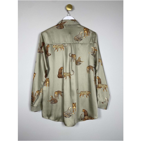 Zara str. M <br/> grøn skjorte med leoparder - Image 3