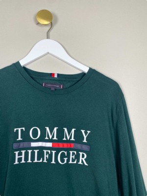 Tommy Hilfiger str. M <br/> grøn bluse