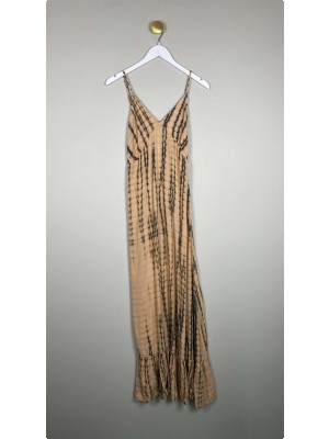 CoconutMilk str. 40 <br/> lang beige kjole med sort mønster