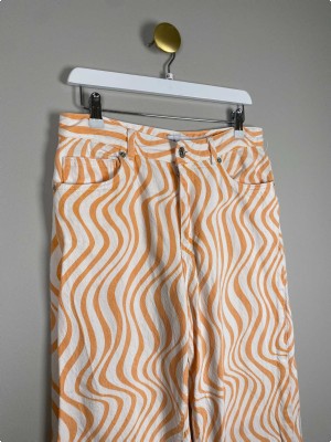 Zara str. 40 <br/> mønstret hvid/orange bukser