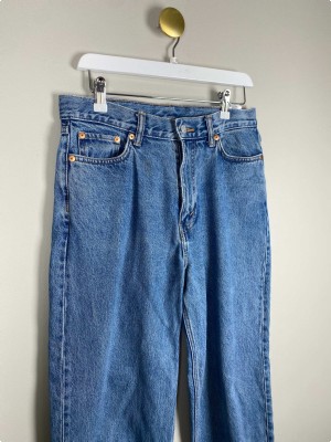 Weekday str. 27 <br/> blå jeans