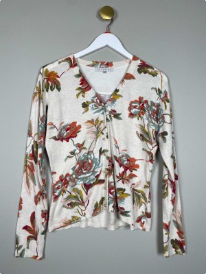 Susskind str. L <br/> hvid bluse med blomster