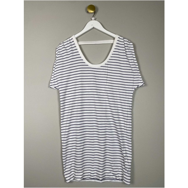 Designers Remix str. M <br/> stribet lang t-shirt med dyb ryg