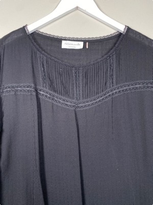 Rosemunde str. M <br/> sort top