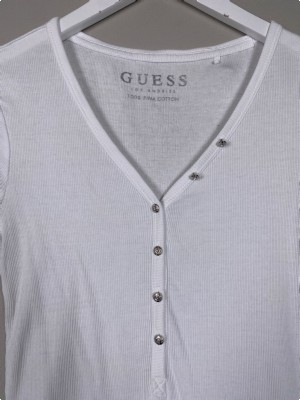 Guess str. S <br/> hvid top