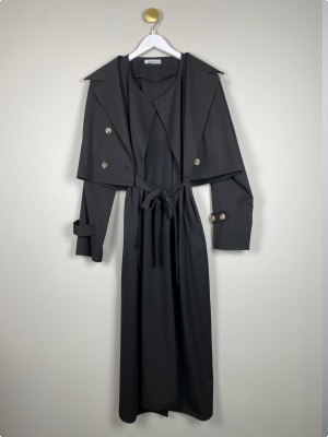Lakerta str. S/M <br/> trenchcoat i to dele