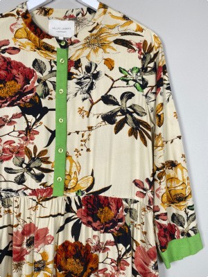 Lollys Laundry str. S <br/> blomstret kjole