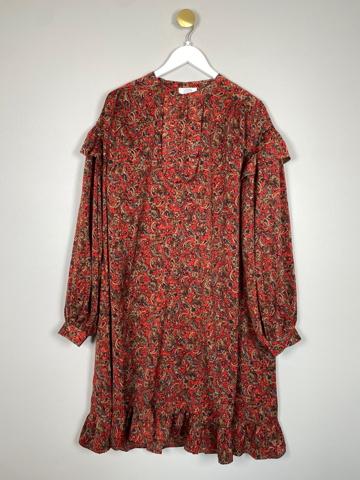 Love & Divine str. XL <br/> mønstret kjole