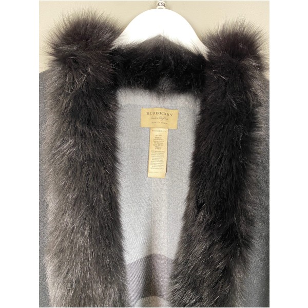 Burberry str. onesize <br/> poncho merino wool - Billede 2