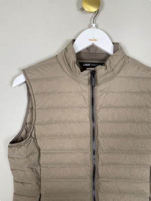 UBR str. M <br/> gråbrun vest
