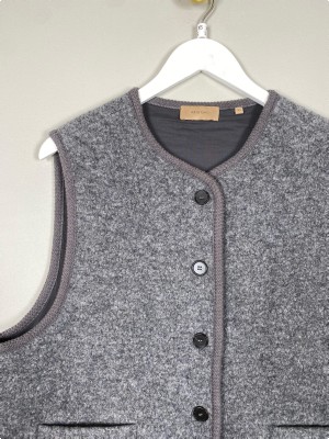 Rue de Tokyo str. XS/S <br/> grå uldvest