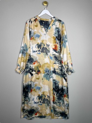 Prepair str. L/XL <br/> lang mønstret kjole