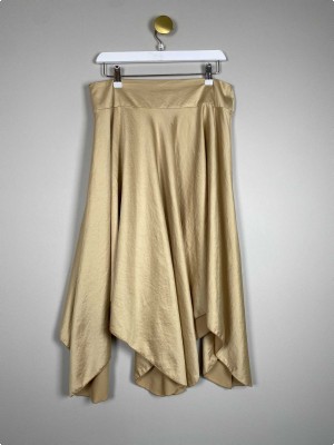 Damesalonen str. XL <br/> beige nederdel