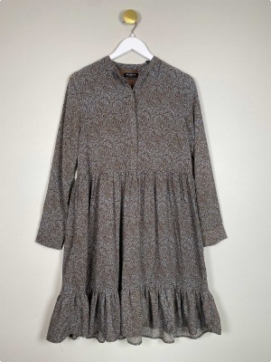 Selected Femme str. 36 <br/> mønstret brun kjole
