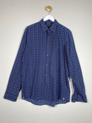 Michael Kors str. XL <br/> blåmønstret skjorte