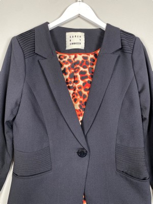 Karen By Simonsen str. 40 <br/> sort blazer