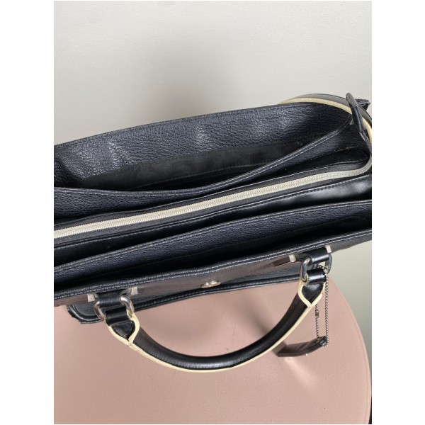 Calvin Klein <br/> sort skuldertaske med 3 rum - Billede 6