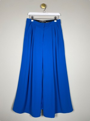 By Malene Birger str. 36 <br/> lang blå nederdel med læg