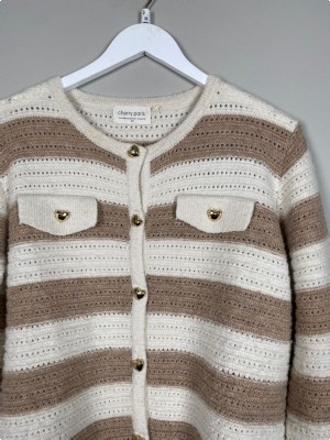 Cherry Paris str. S/M <br/> strikket cardigan med hjerteknapper