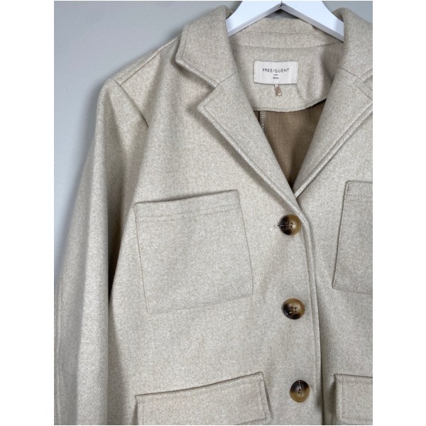 Freequent str. S <br/> beige jakke - Billede 2