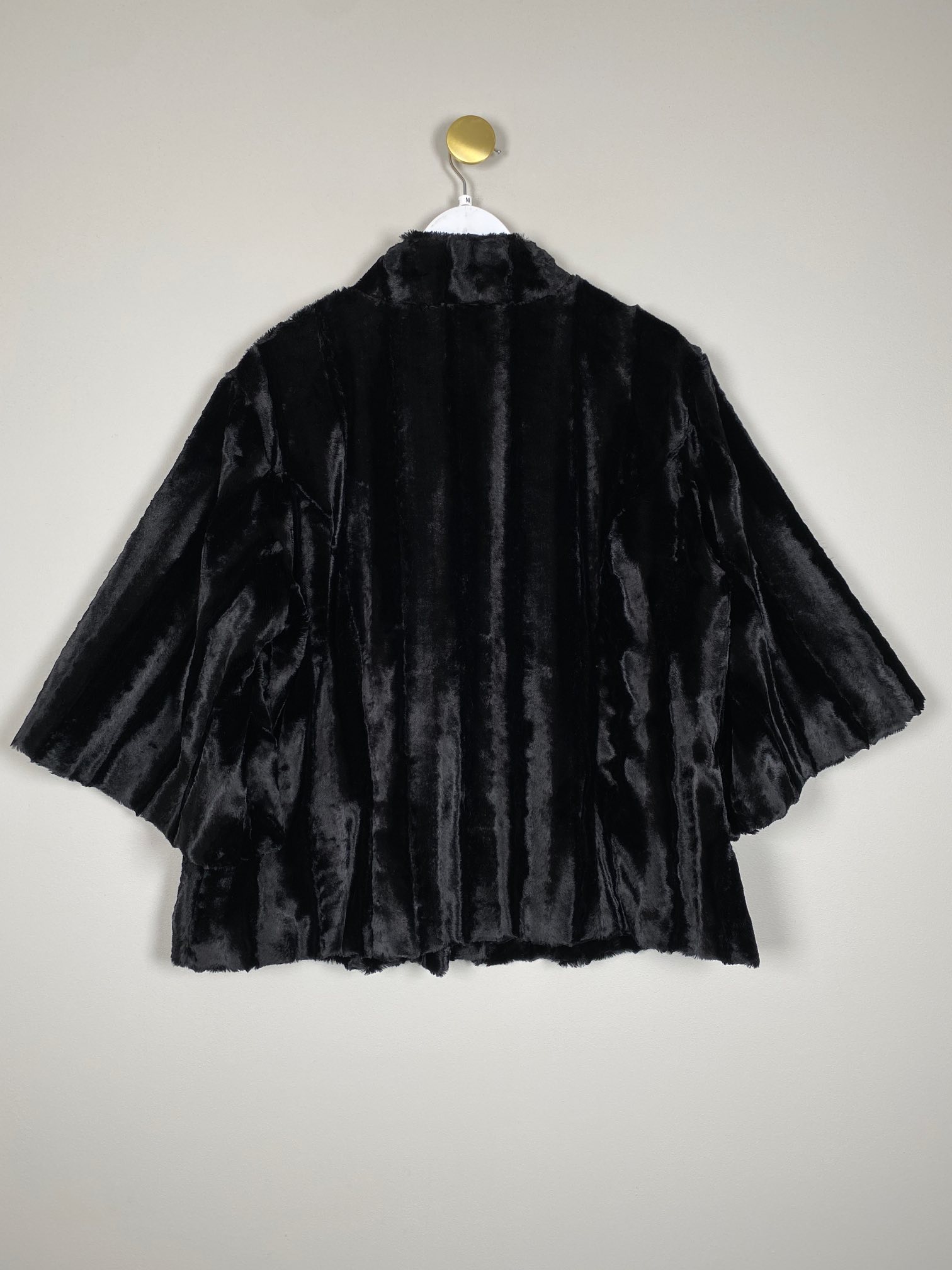 sort minkpels jakke str. M <br/> kortklippet - Billede 3