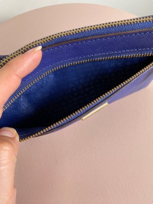 Kate Spade <br/> blå clutch