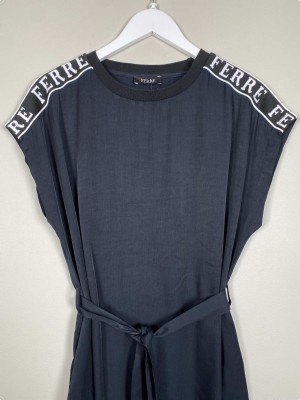 Gianfranco Ferré str. M <br/> sort kjole med bindebånd