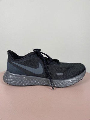 Nike str. 38 <br/b> revolution sorte sneakers